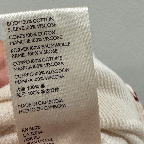 Anthropologie Annette Waffle Thermal Knit
Contrast Sleeve Top in Ivory Small - Picture 16 of 16